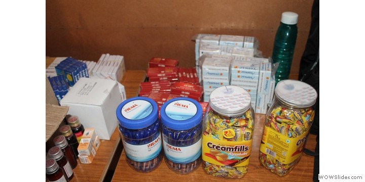 Pens and chocolates for the tiny tots Pens and chocolates for the tiny tots